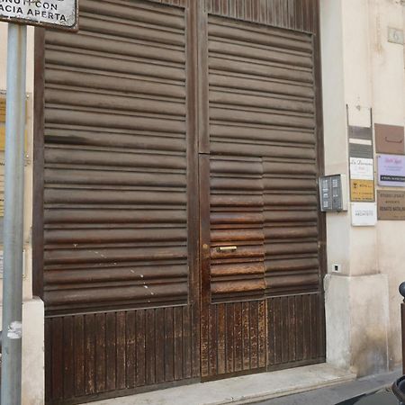 Domus Cavour Apartment Civitavecchia Ngoại thất bức ảnh