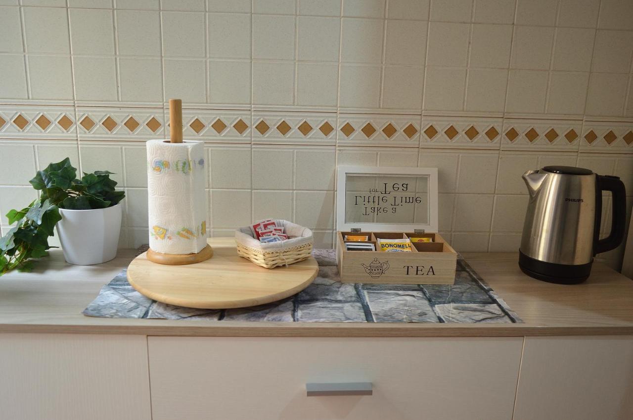 Domus Cavour Apartment Civitavecchia Ngoại thất bức ảnh