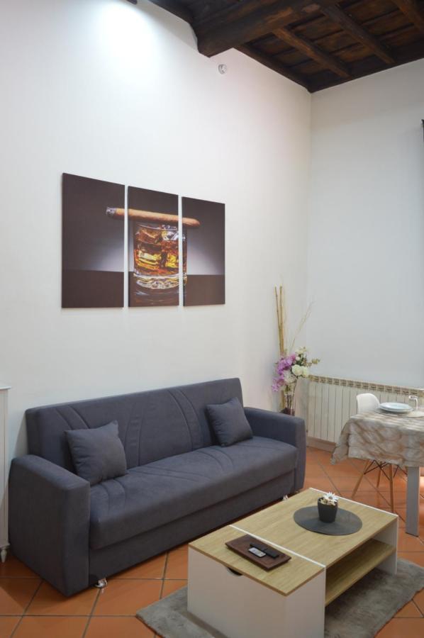 Domus Cavour Apartment Civitavecchia Ngoại thất bức ảnh