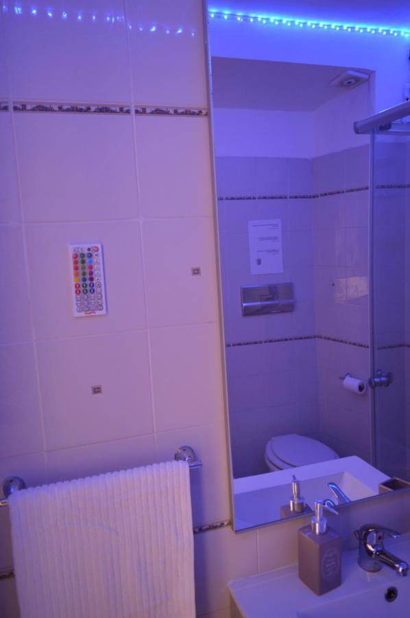 Domus Cavour Apartment Civitavecchia Ngoại thất bức ảnh